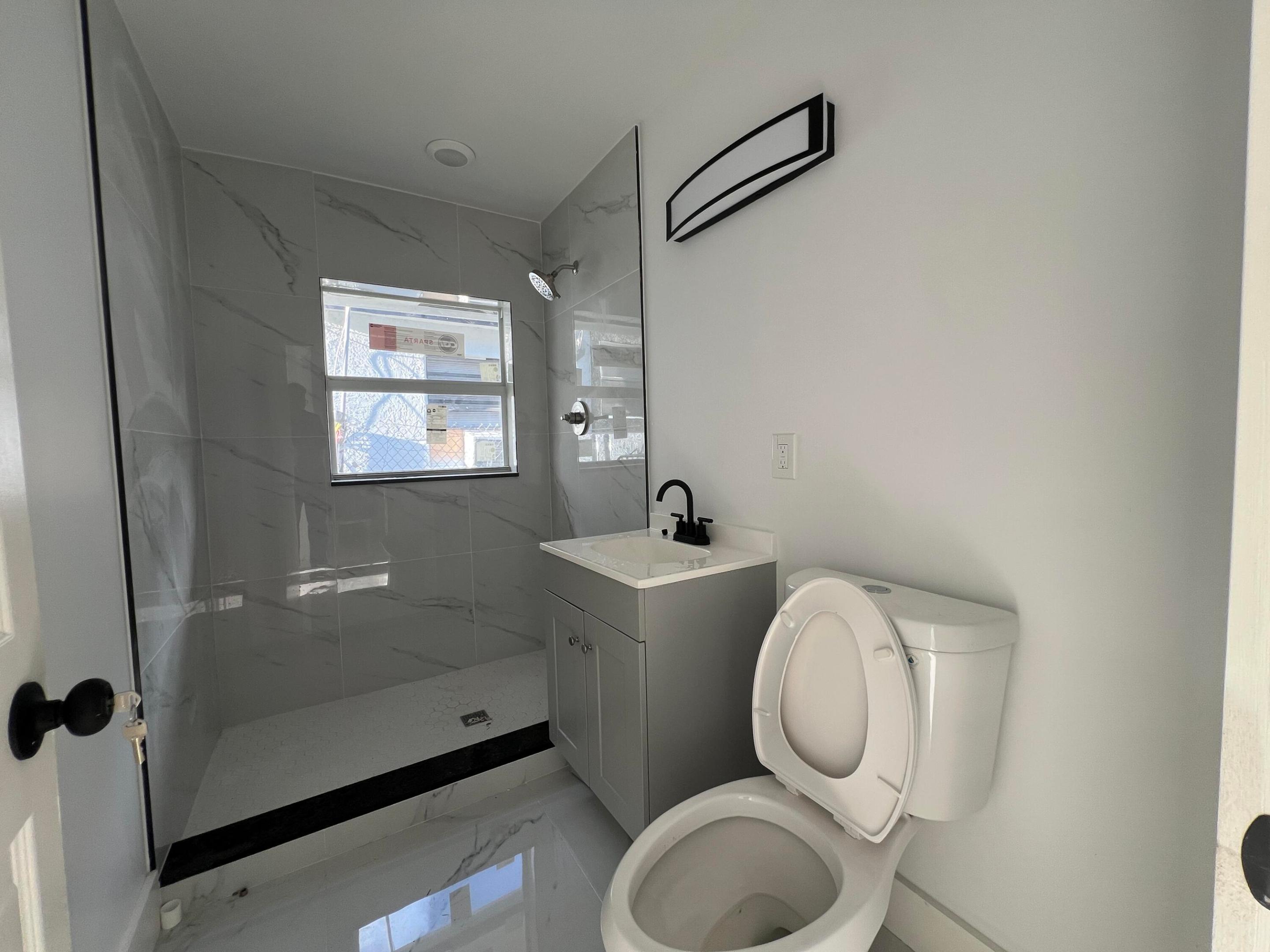 EDGEWOOD SOUTH CONDO - Residential