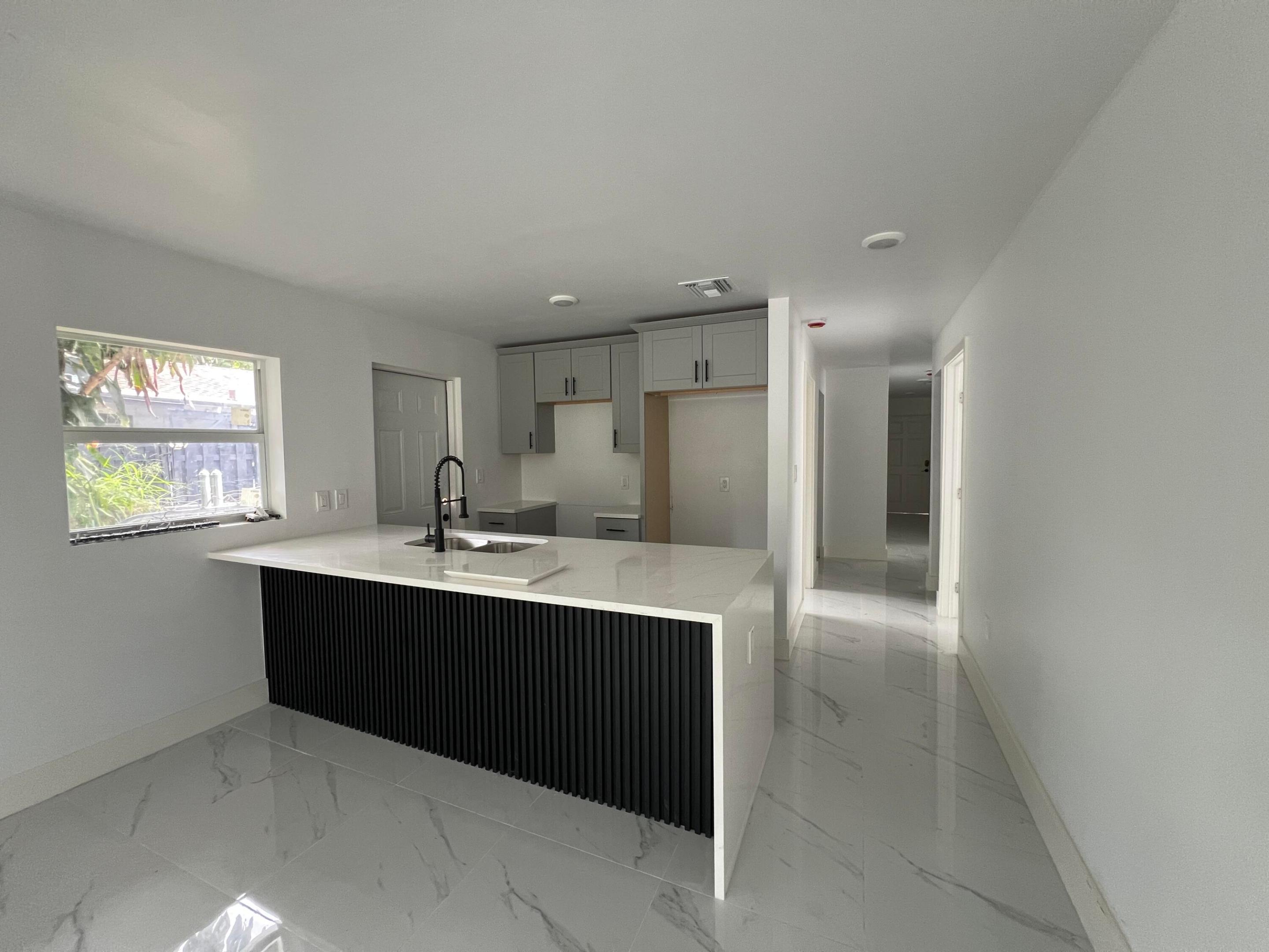 EDGEWOOD SOUTH CONDO - Residential