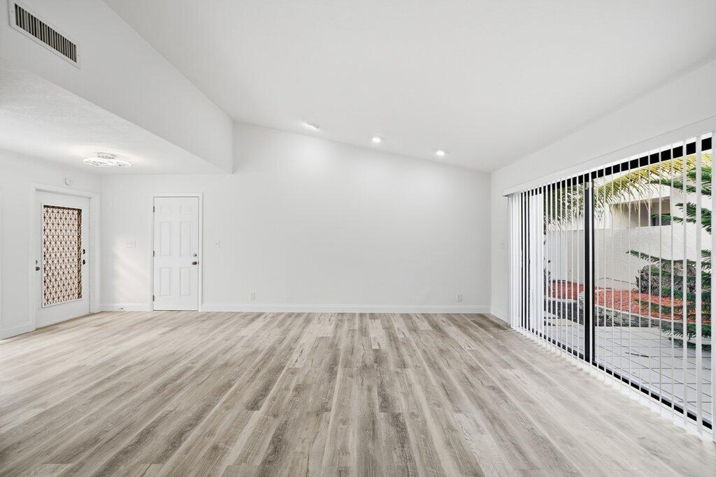 RAINBERRY LAKE PH IV-A - Residential