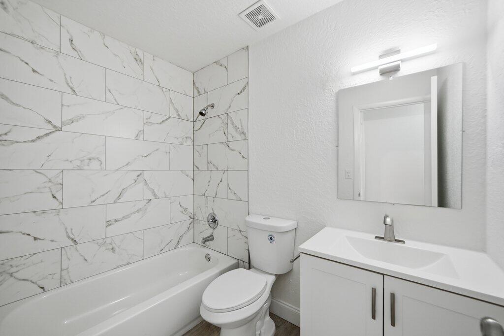 RAINBERRY LAKE PH IV-A - Residential