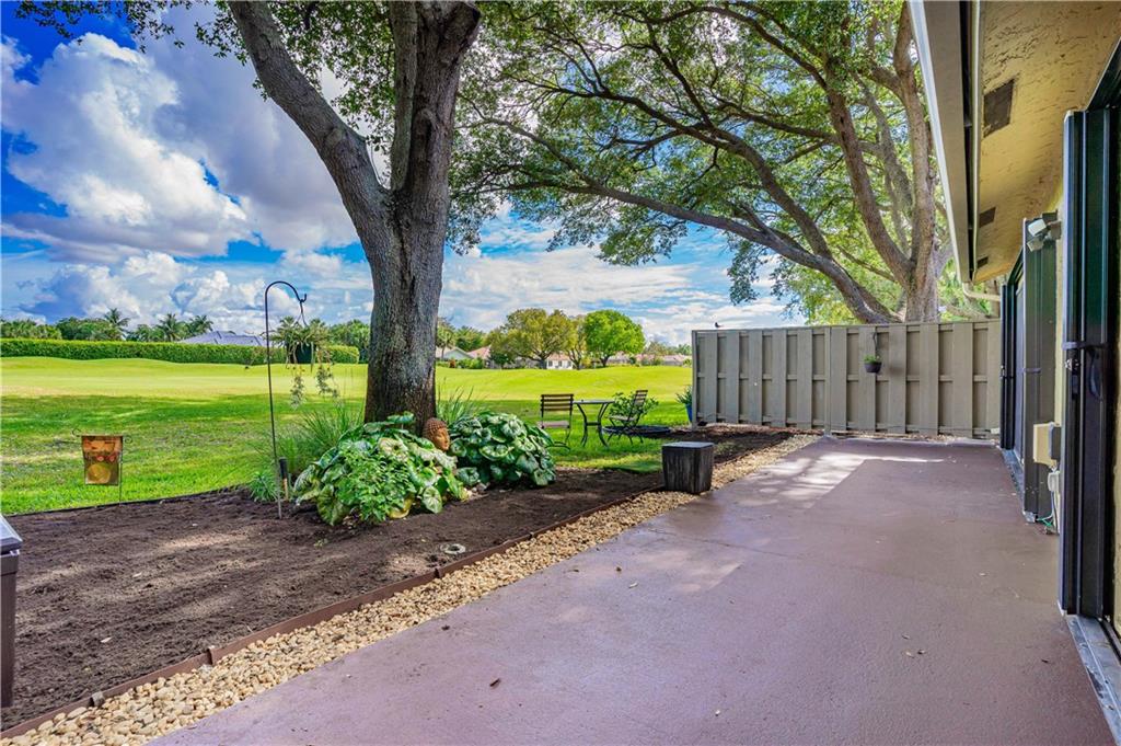 The Woodlands Of Deer Cre - Residential