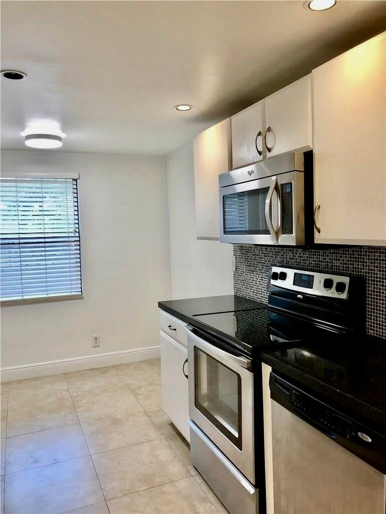 2029 N Ocean Boulevard 105