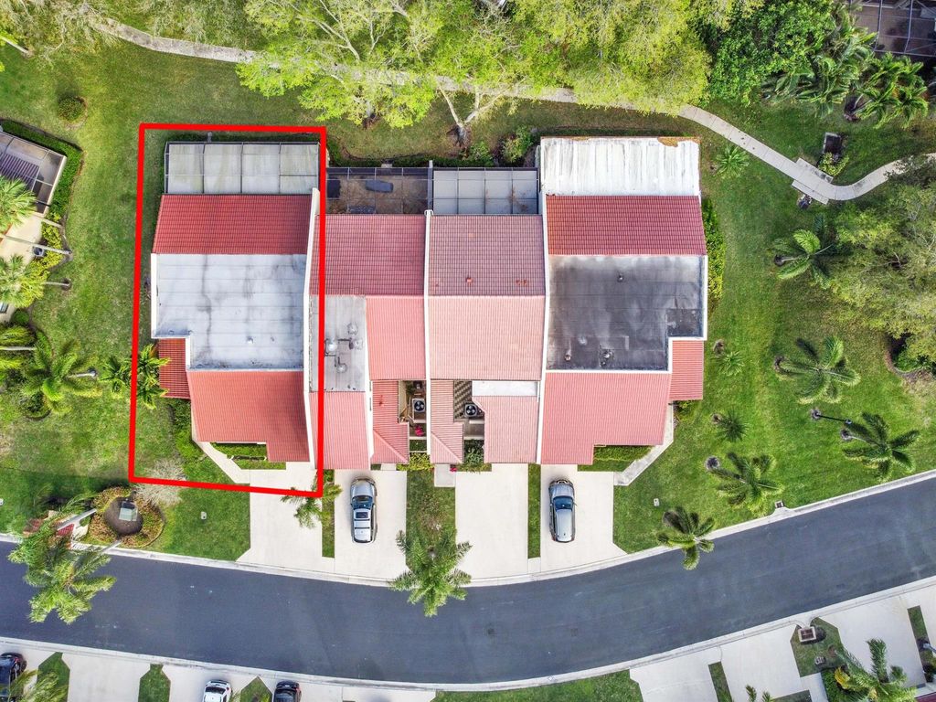 Photo of 710 Windermere Way, Palm Beach Gardens, FL 33418 (MLS # R10966372)