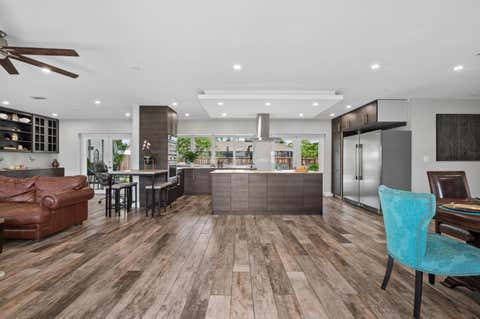 Photo of 4601 W Hawthorne Circle, Hollywood, FL 33021 (MLS # B26050863)