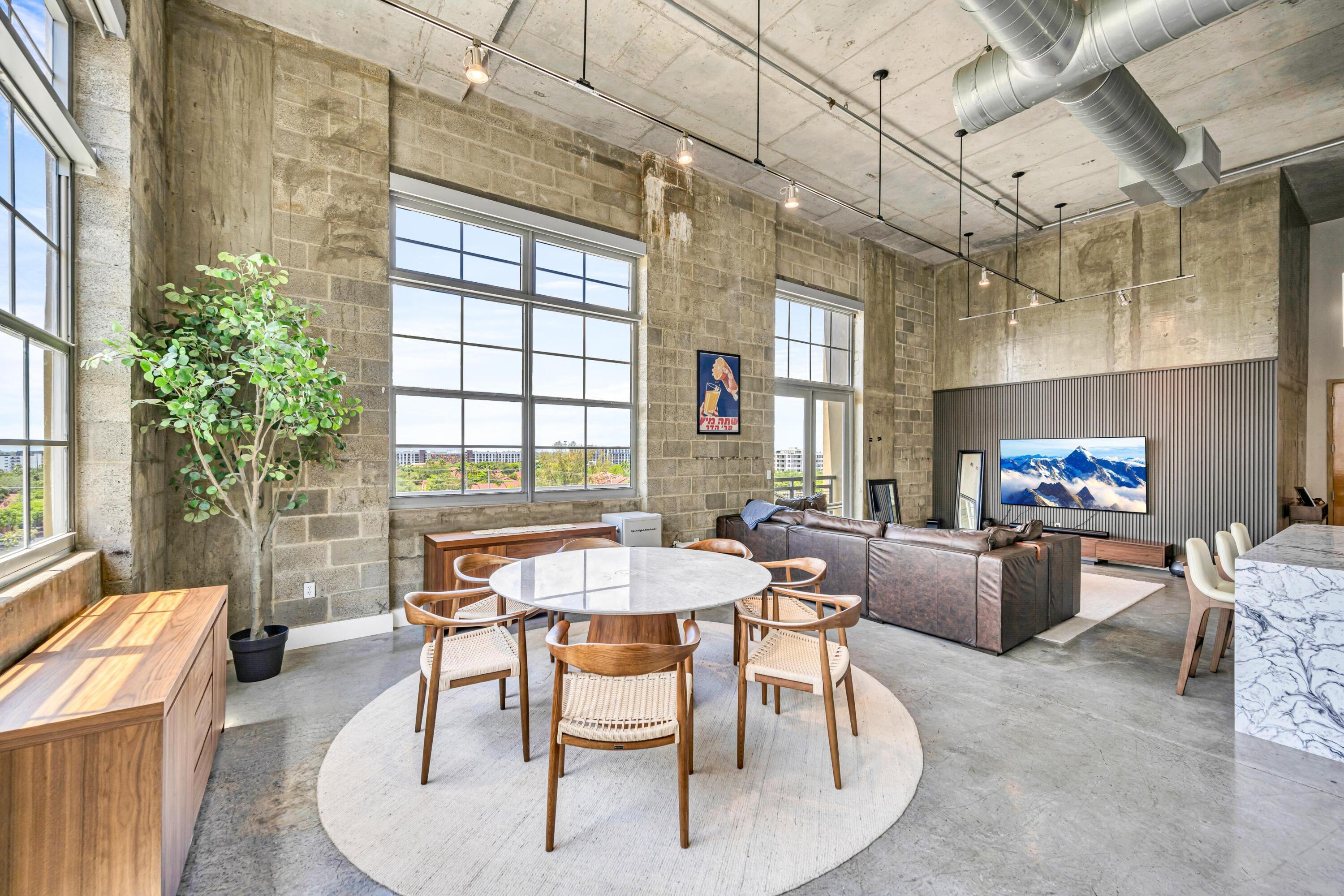 AVENUE LOFTS CONDO FOUR - Residential