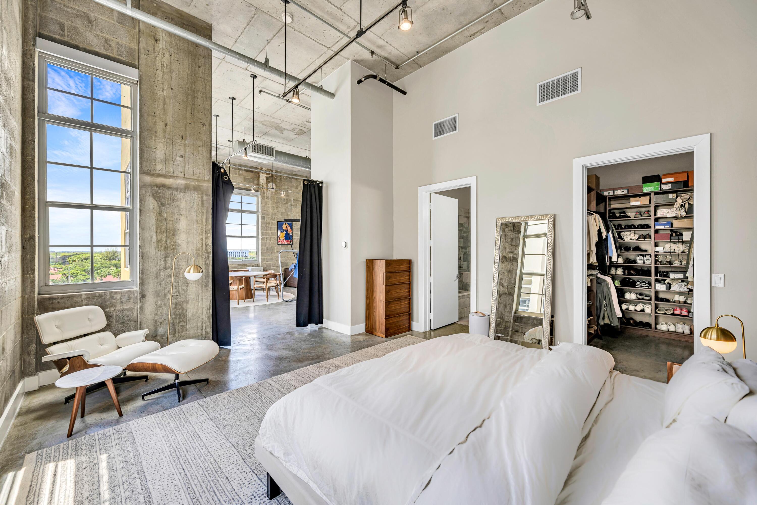 AVENUE LOFTS CONDO FOUR - Residential