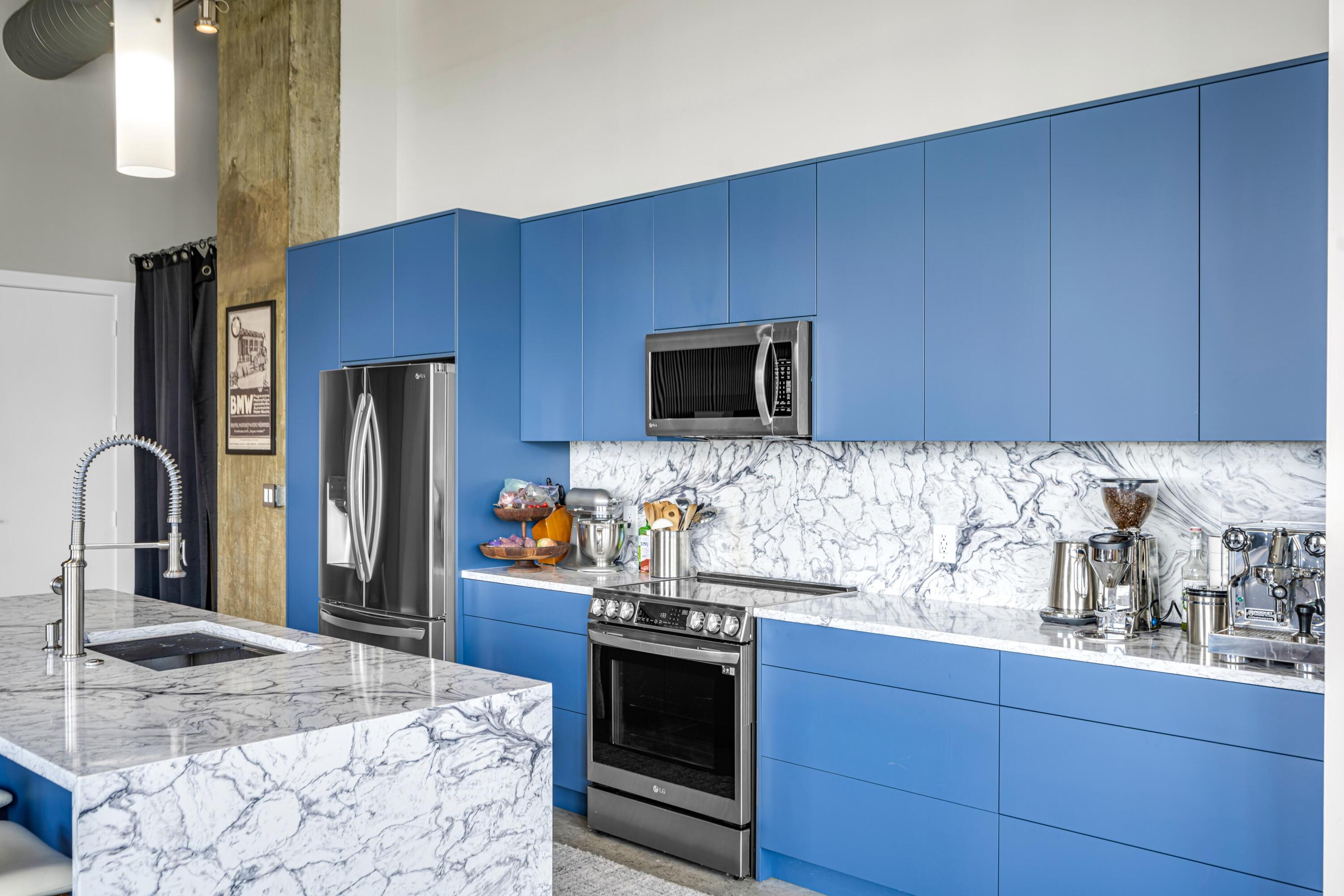 AVENUE LOFTS CONDO FOUR - Residential