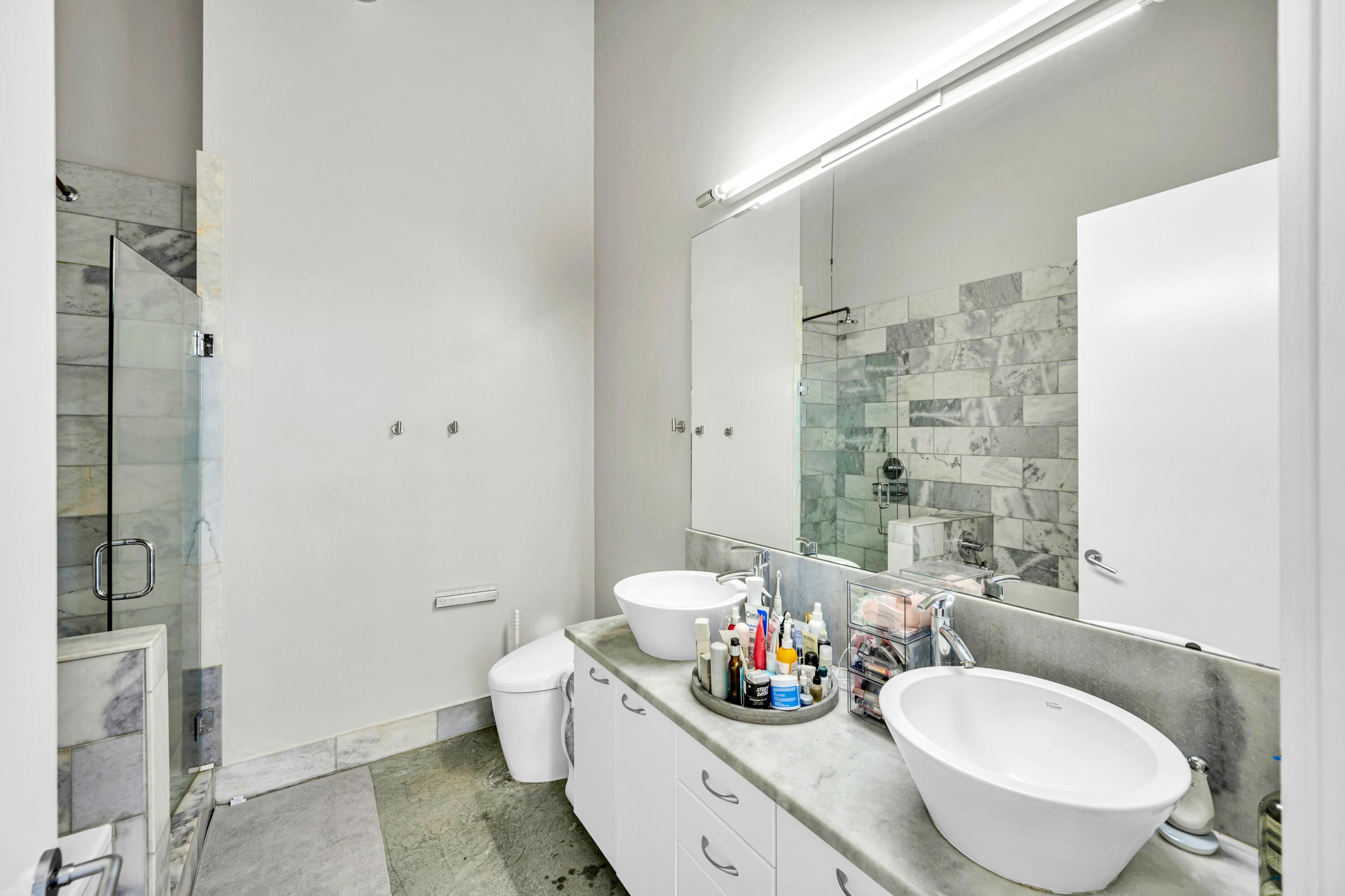 AVENUE LOFTS CONDO FOUR - Residential