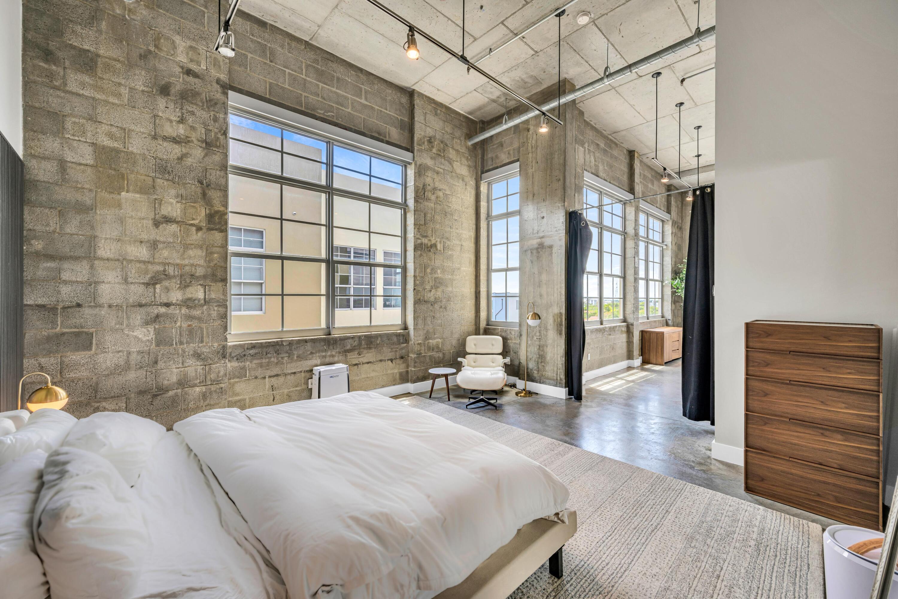 AVENUE LOFTS CONDO FOUR - Residential