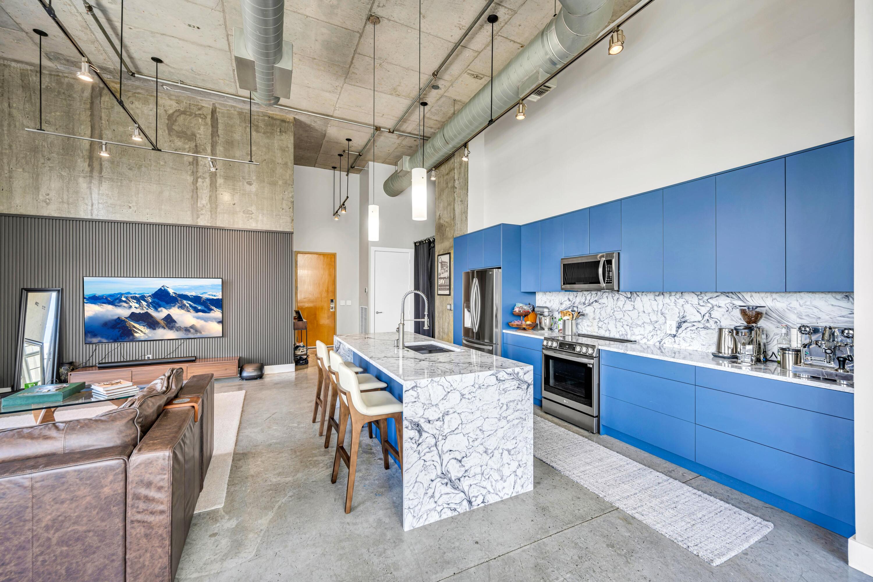 AVENUE LOFTS CONDO FOUR - Residential