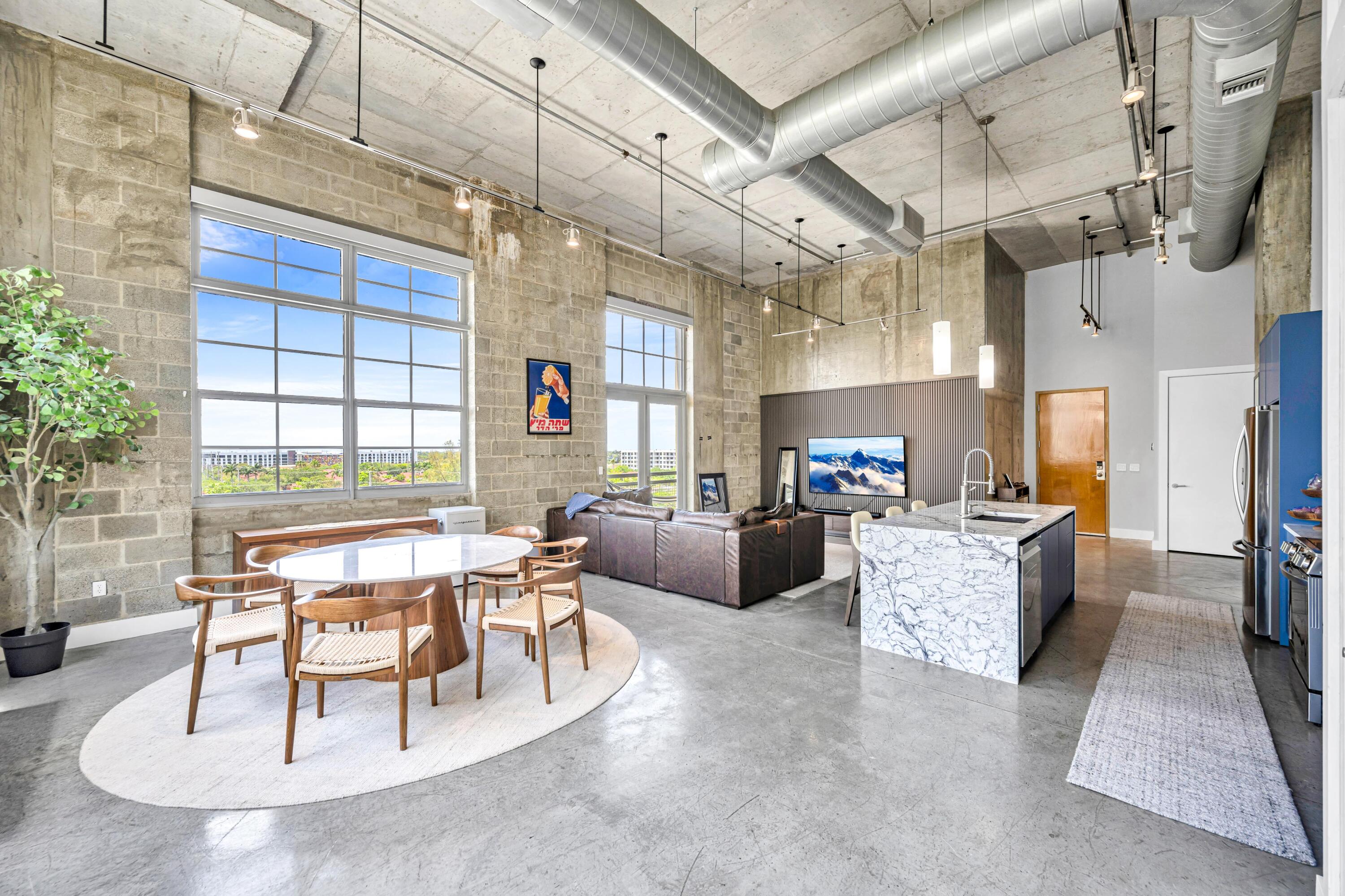 AVENUE LOFTS CONDO FOUR - Residential