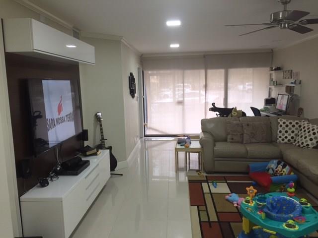 CORAL PLAZA - Residential