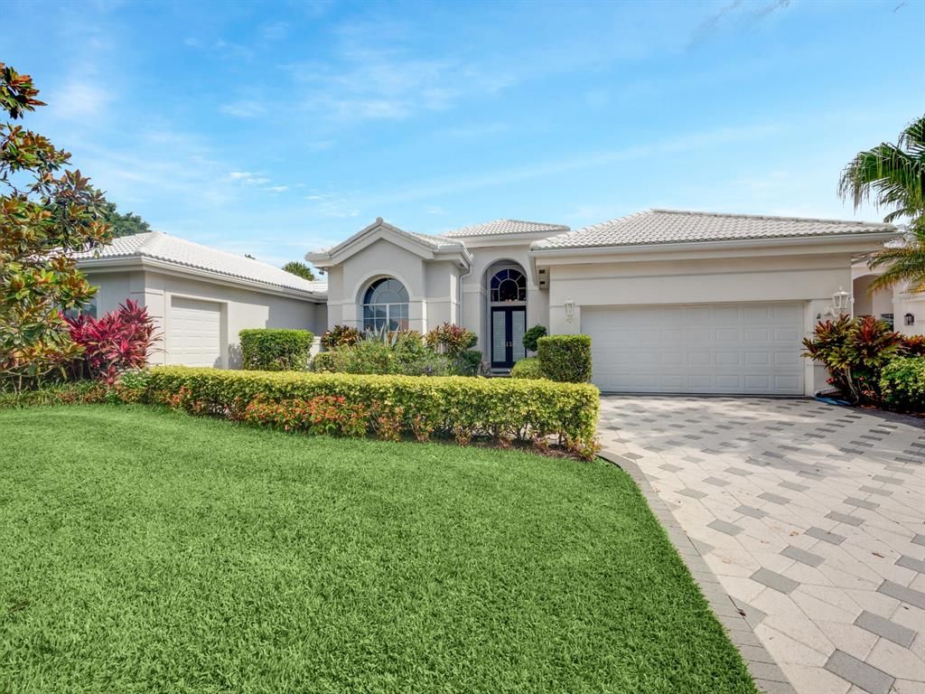 Photo of 106 Windward Drive, Palm Beach Gardens, FL 33418 (MLS # R10897972)
