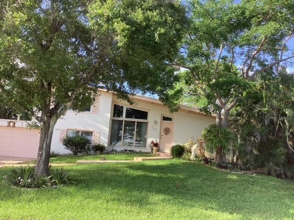 Photo of 3012 SW 10th Street, Fort Lauderdale, FL 33312 (MLS # F10450158)
