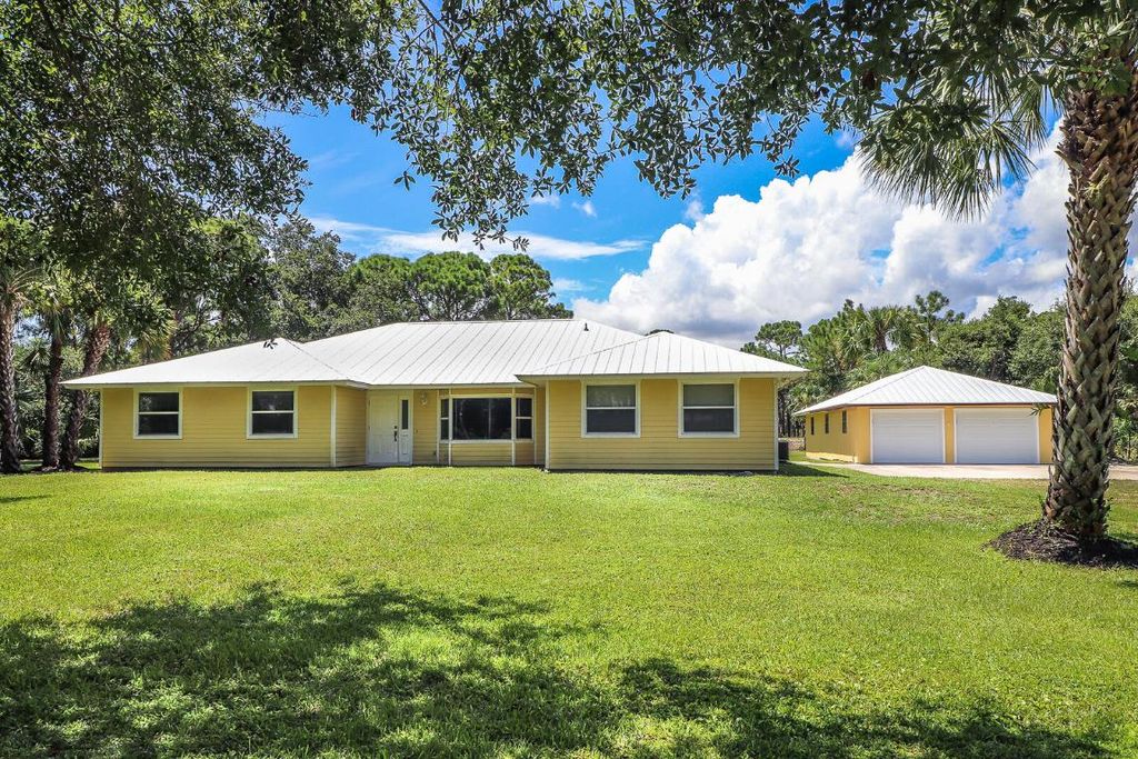 Photo of 7360 150th Court N, Palm Beach Gardens, FL 33418 (MLS # R11111048)