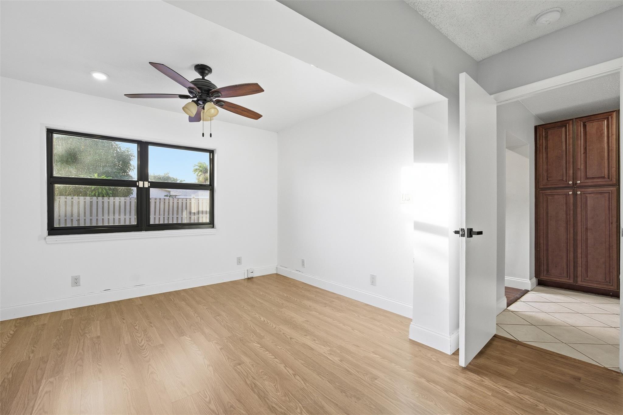 Greenwood 92-48 B - Residential