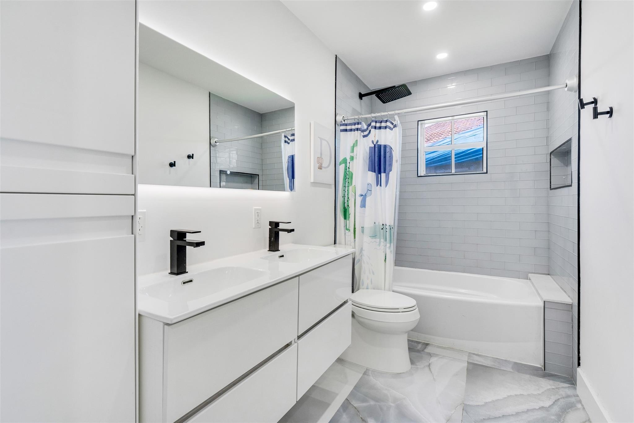 Sector 3 - Parcels C, D, - Residential