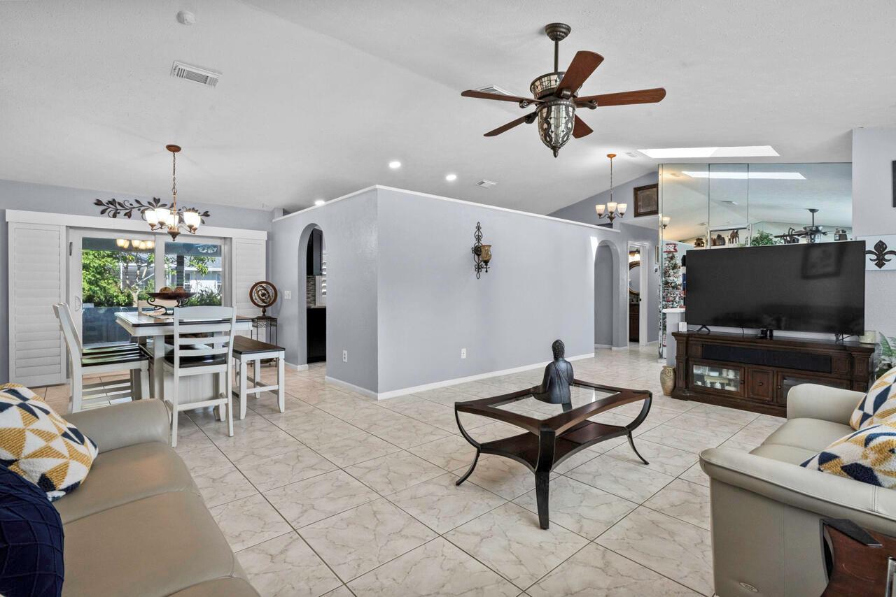 PORT ST LUCIE SECTION 5 - Residential