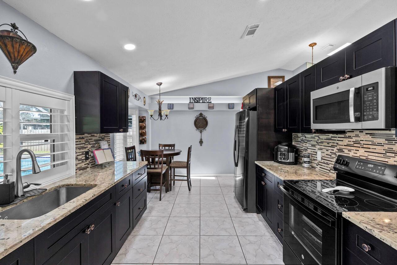 PORT ST LUCIE SECTION 5 - Residential