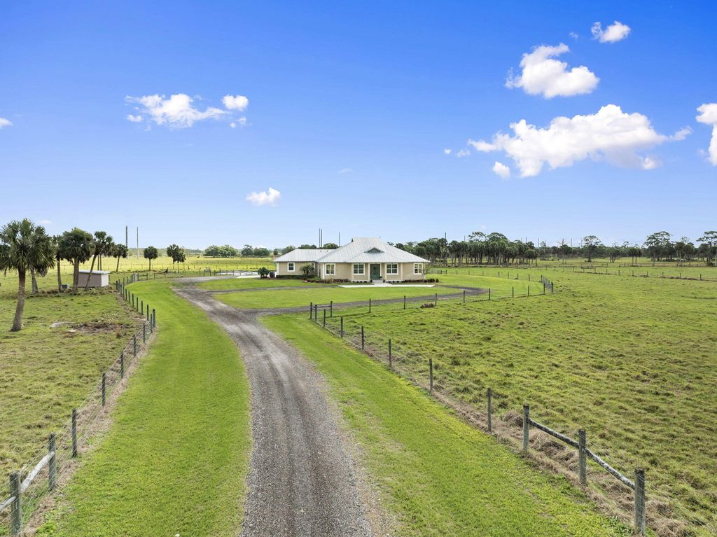 Photo of 1720 S Brocksmith Road, Fort Pierce, FL 34945 (MLS # B26011857)