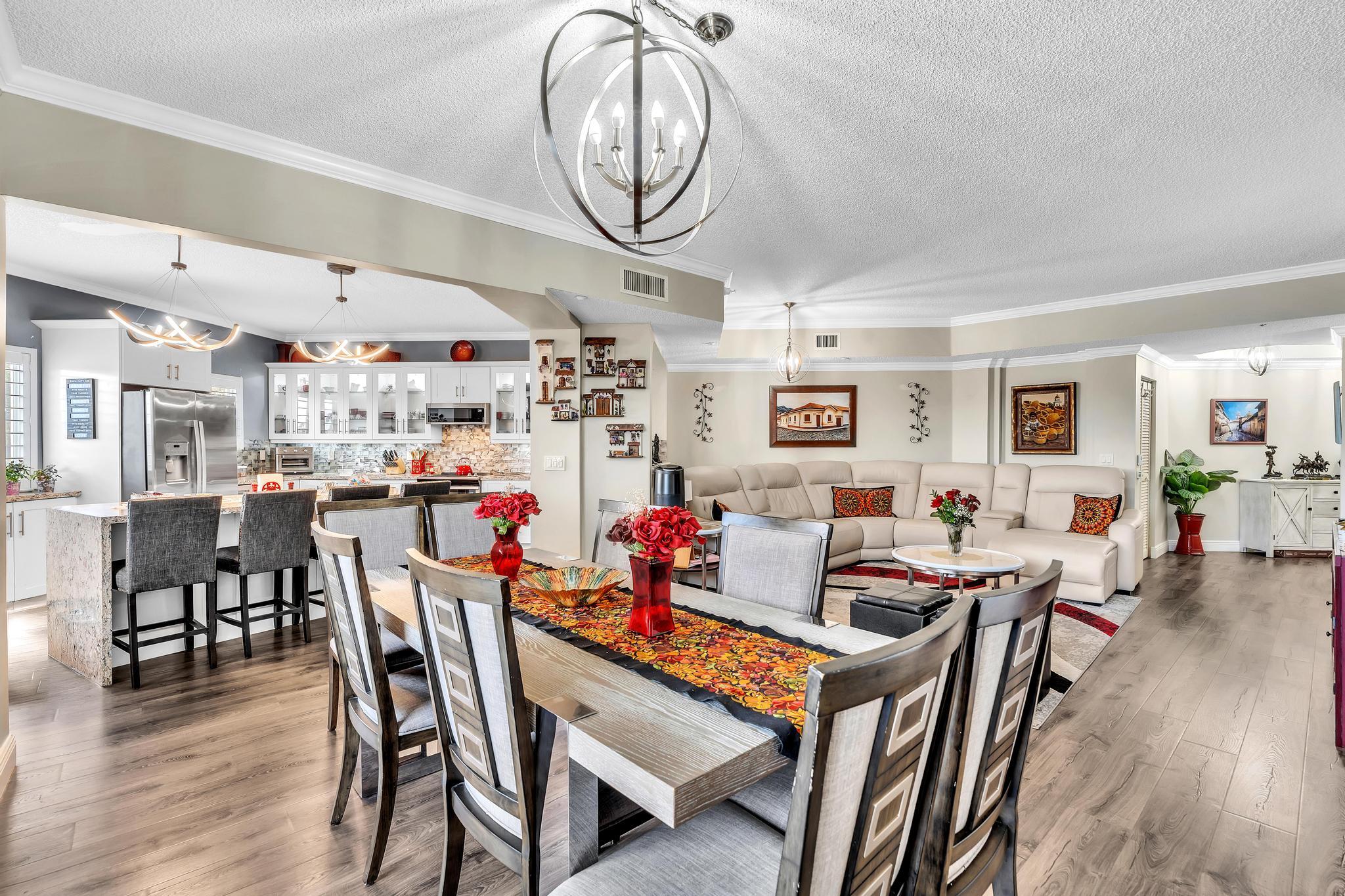 SOUTHAMPTON CONDOMINIUM - Residential
