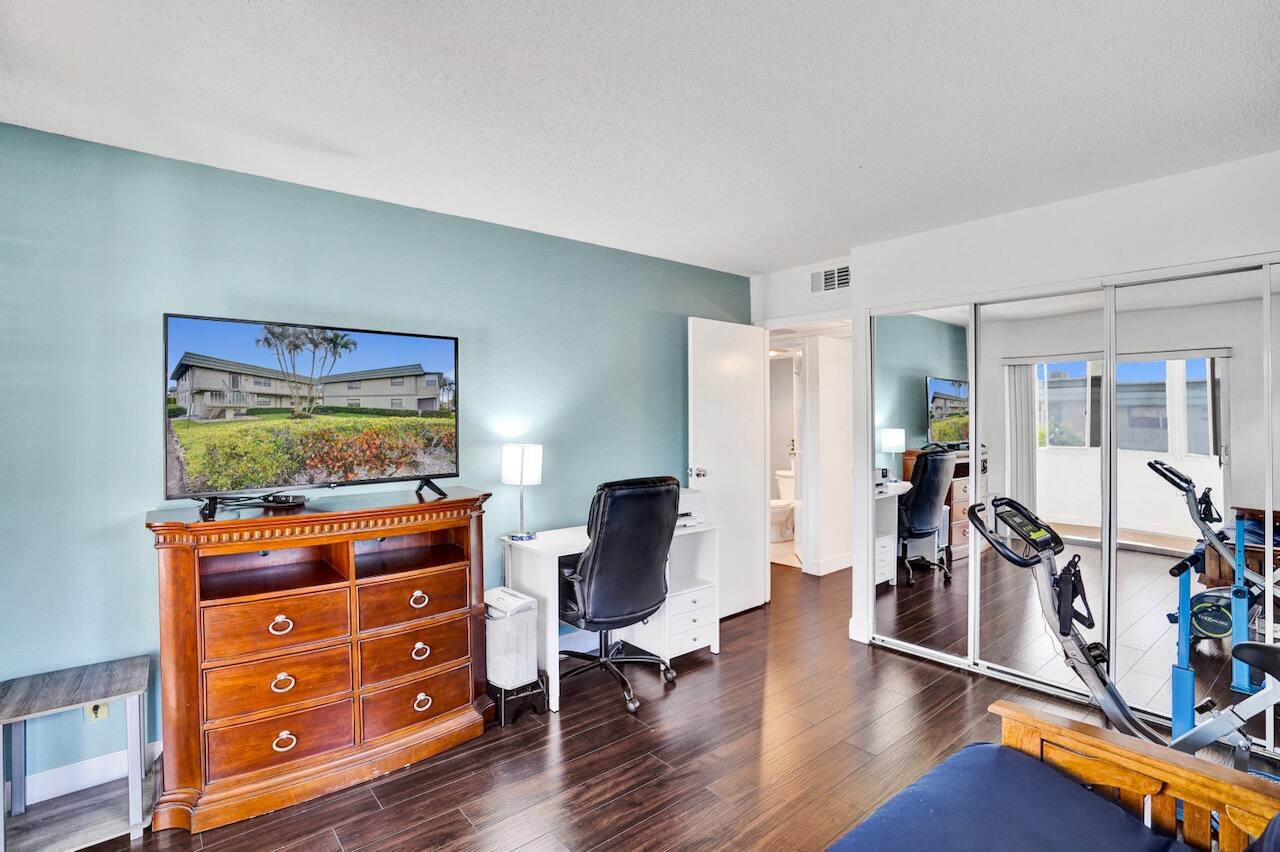 KINGS POINT MONACO CONDOS - Residential