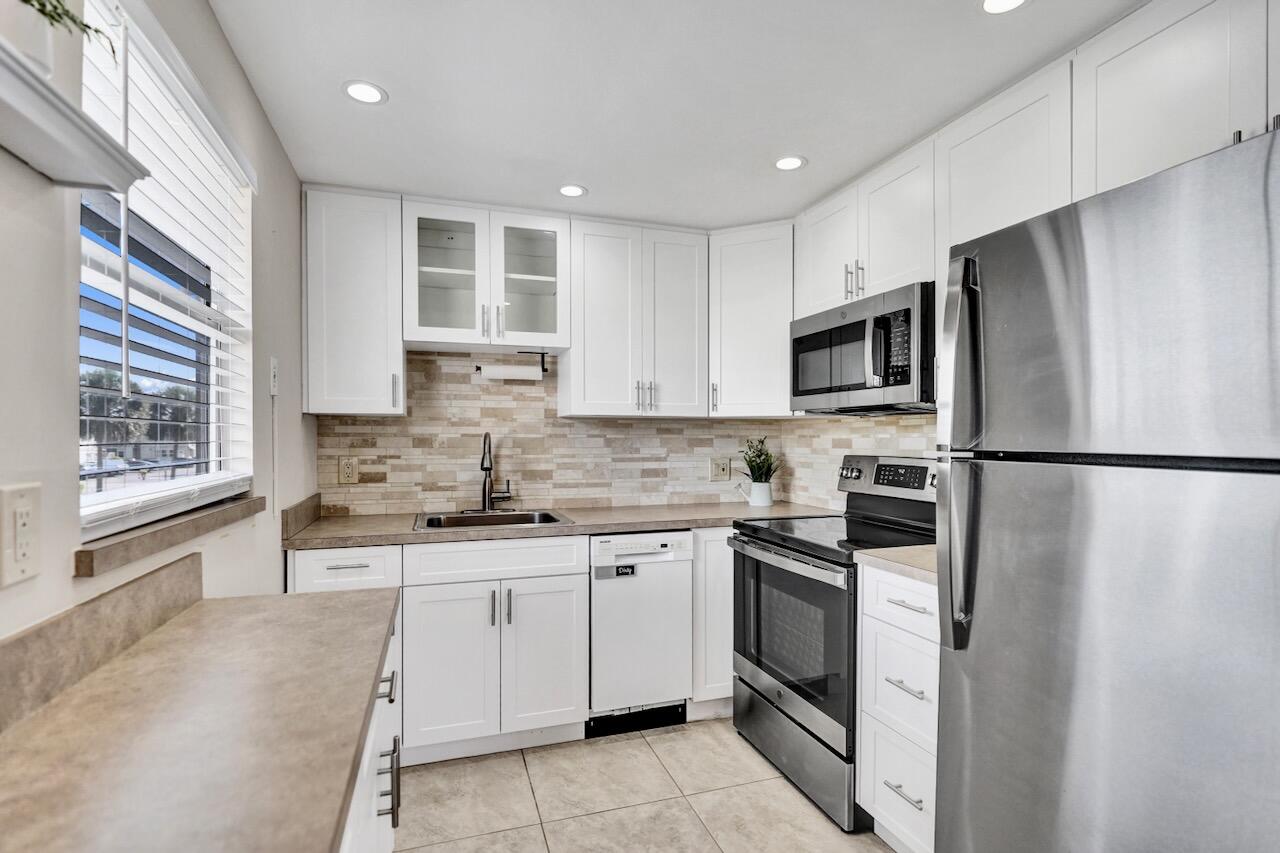 KINGS POINT MONACO CONDOS - Residential