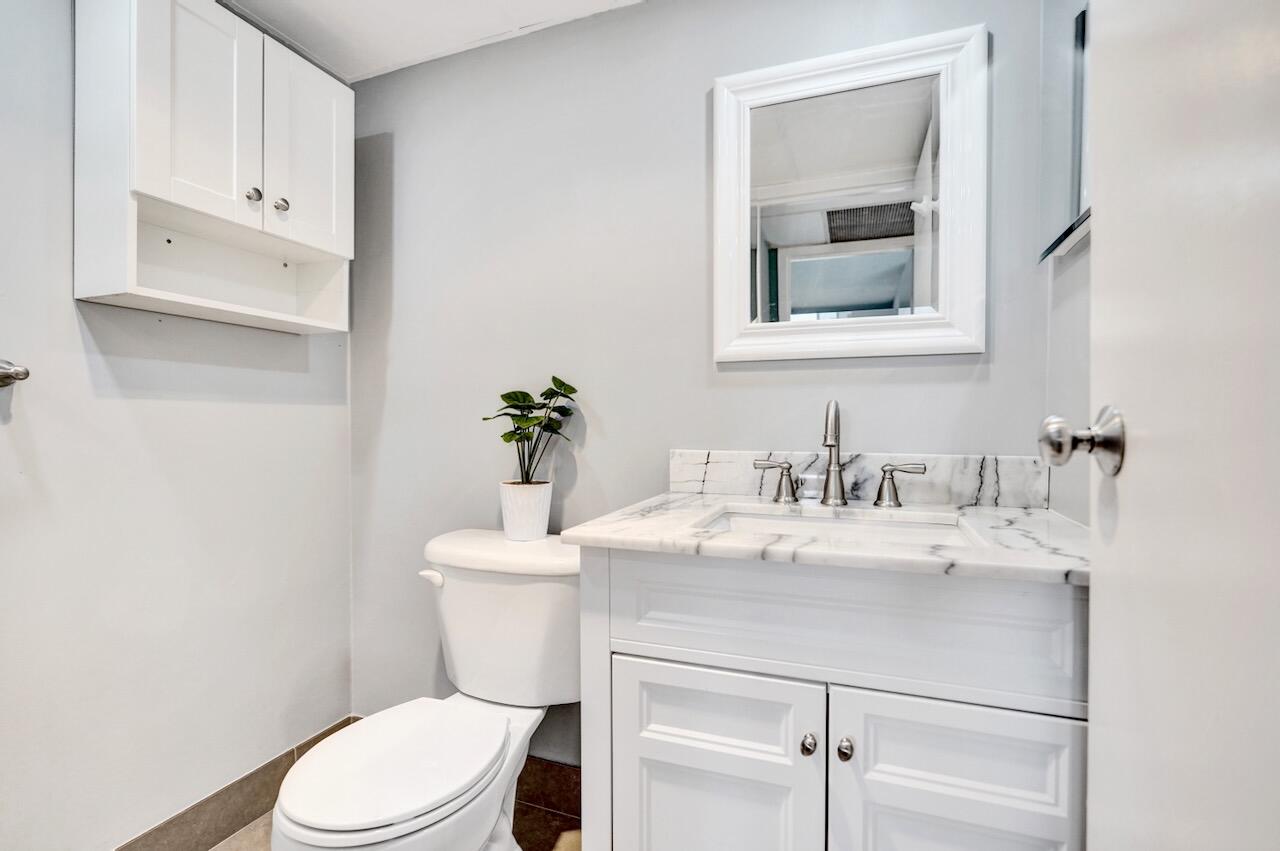 KINGS POINT MONACO CONDOS - Residential