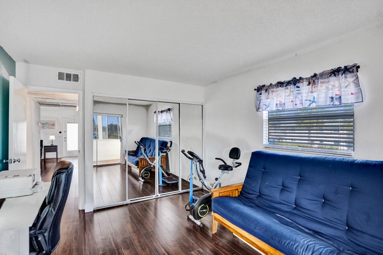 KINGS POINT MONACO CONDOS - Residential