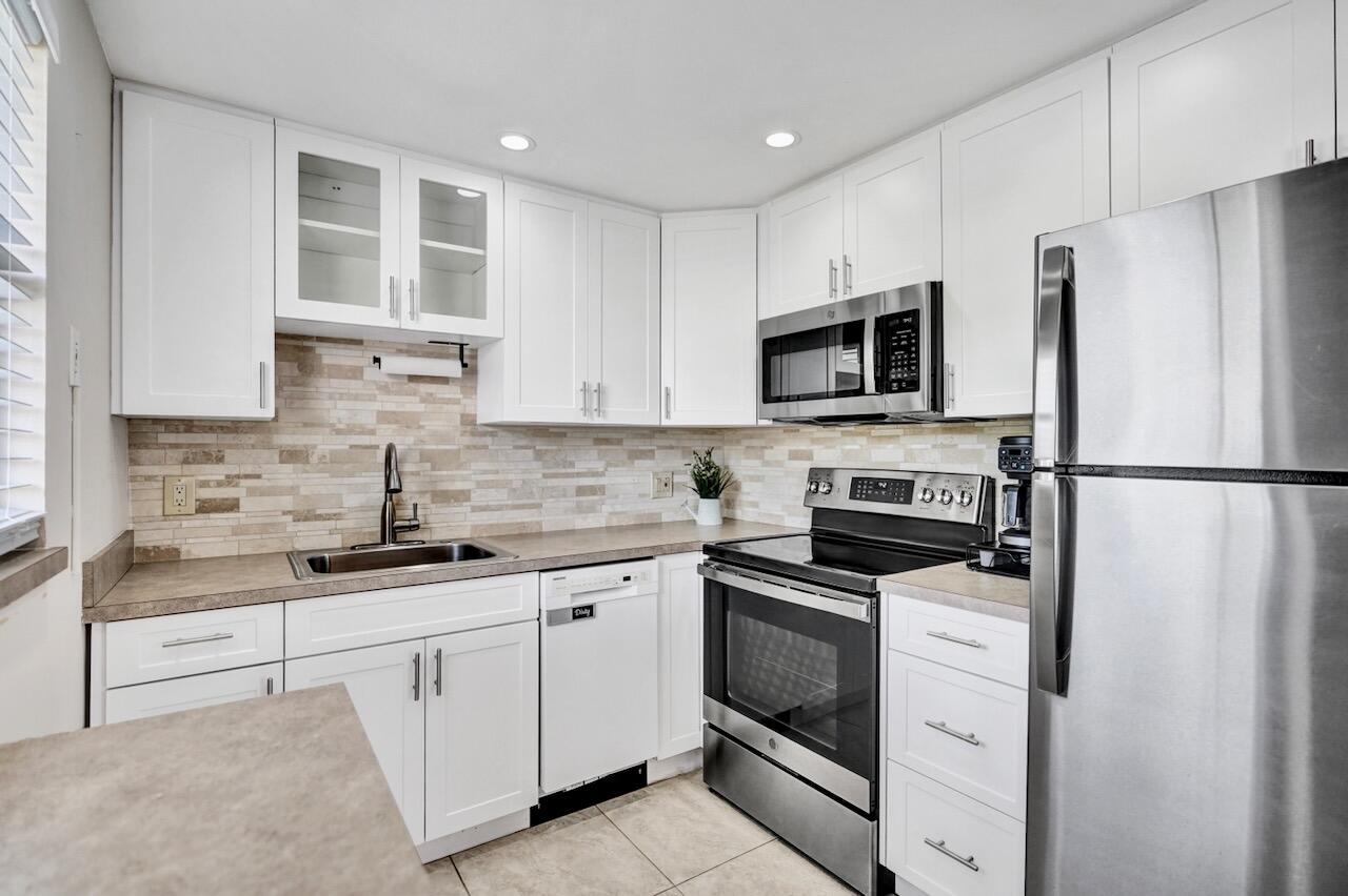 KINGS POINT MONACO CONDOS - Residential