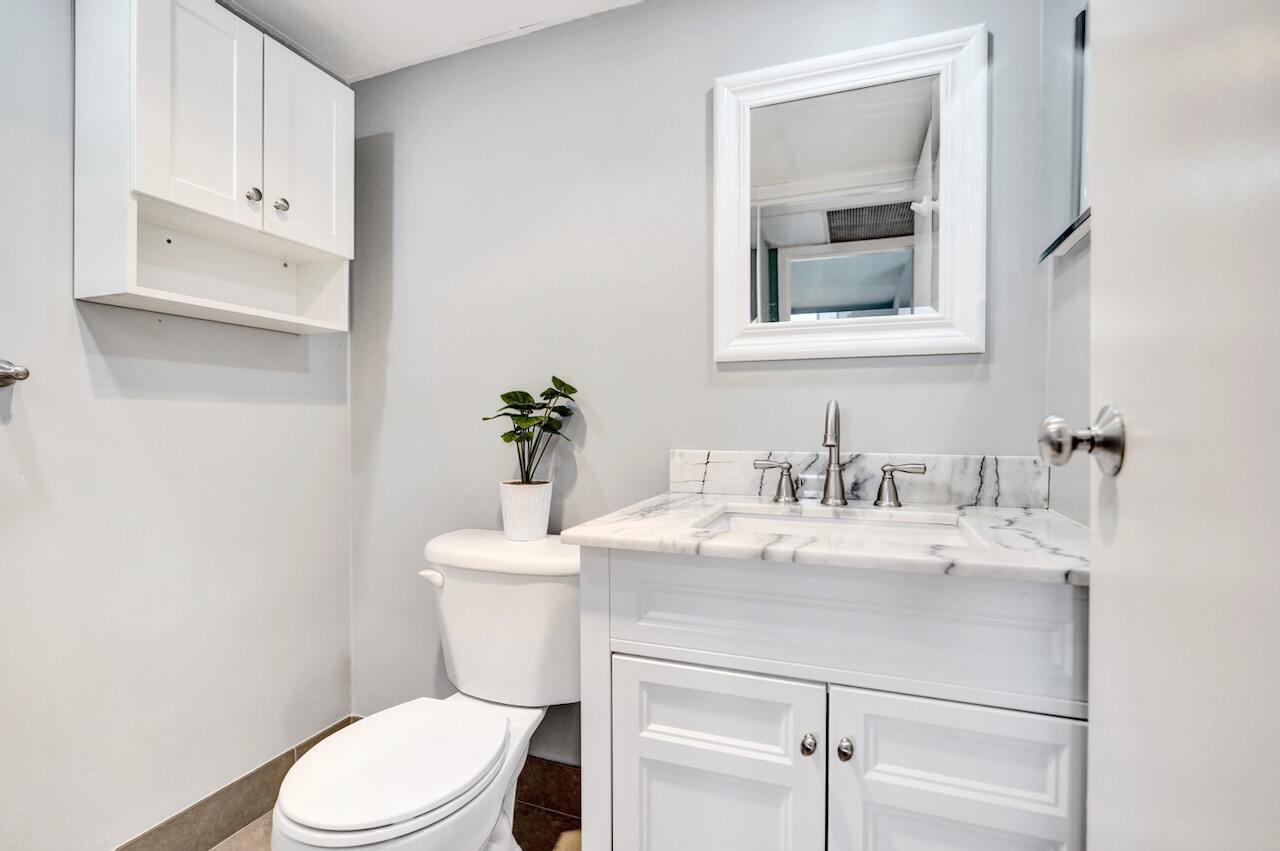 KINGS POINT MONACO CONDOS - Residential