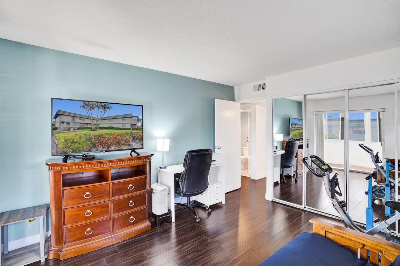 KINGS POINT MONACO CONDOS - Residential