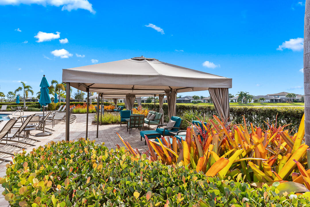 Veranda Gardens - Residential