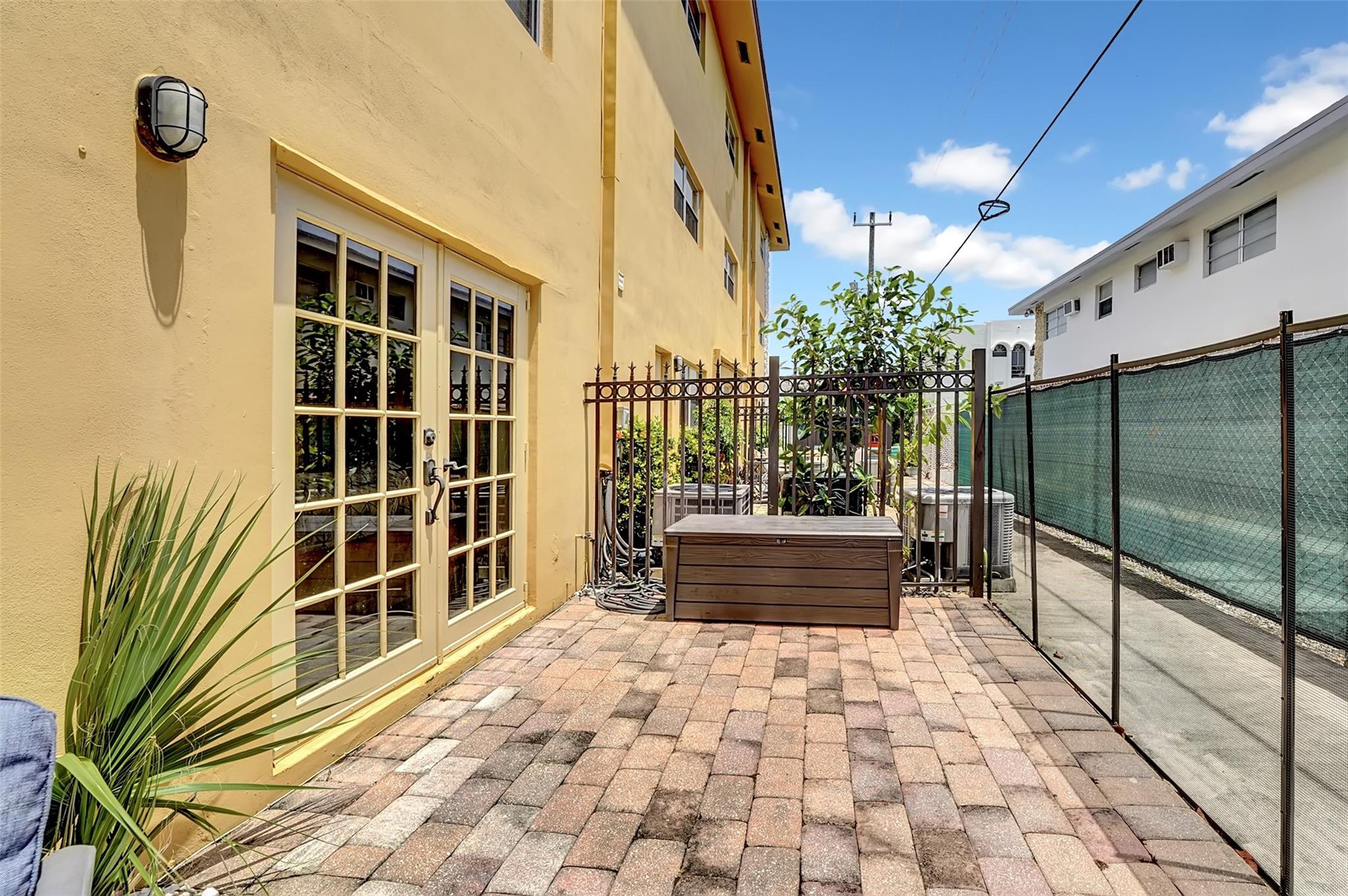 Sevilla Courts Condo - Residential Lease