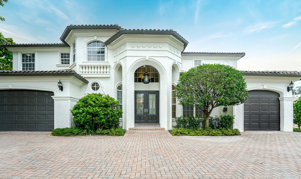 Photo of 749 NE 71st Street, Boca Raton, FL 33487 (MLS # B26032359)