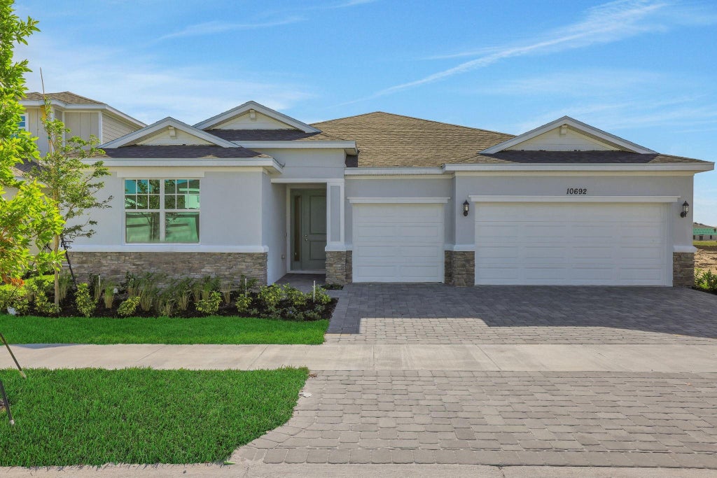Photo of 10724 NW Suncrest Lp, Port Saint Lucie, FL 34987 (MLS # B26040840)