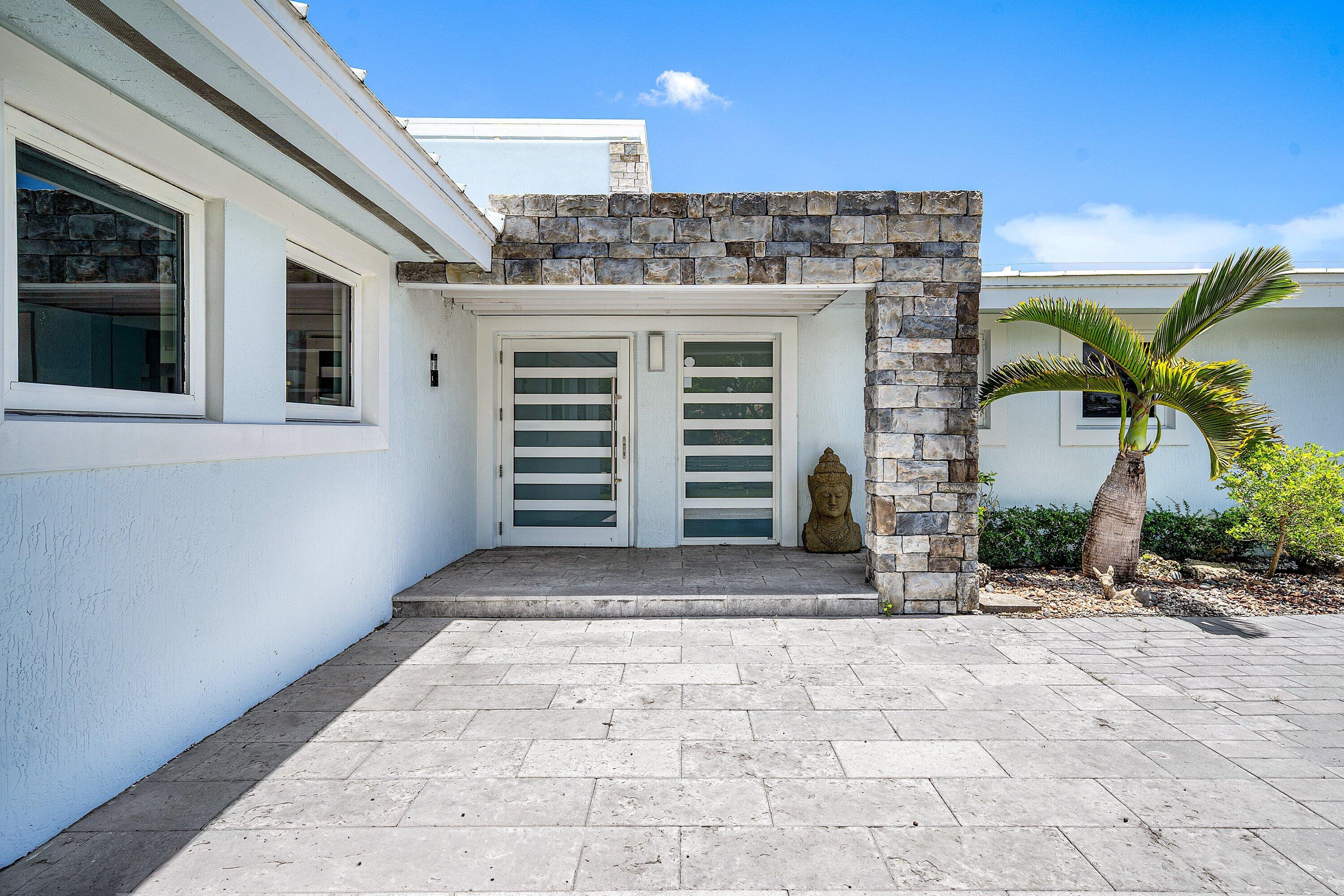 IMPERIAL POINT 1 SEC - Residential