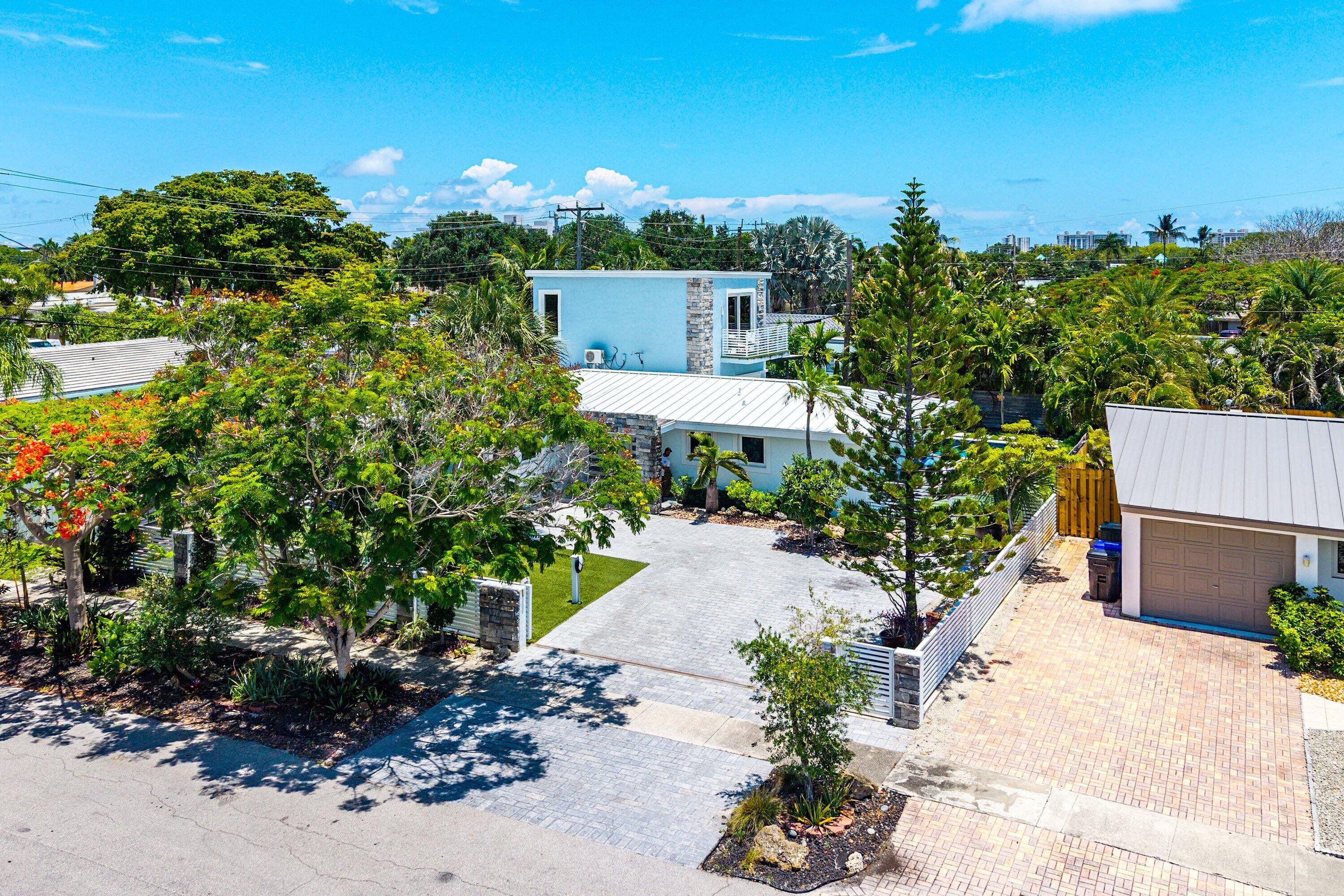 IMPERIAL POINT 1 SEC - Residential