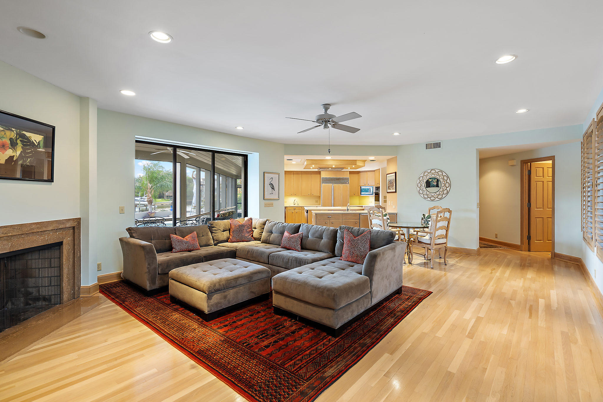 HIDDEN KEY - Residential