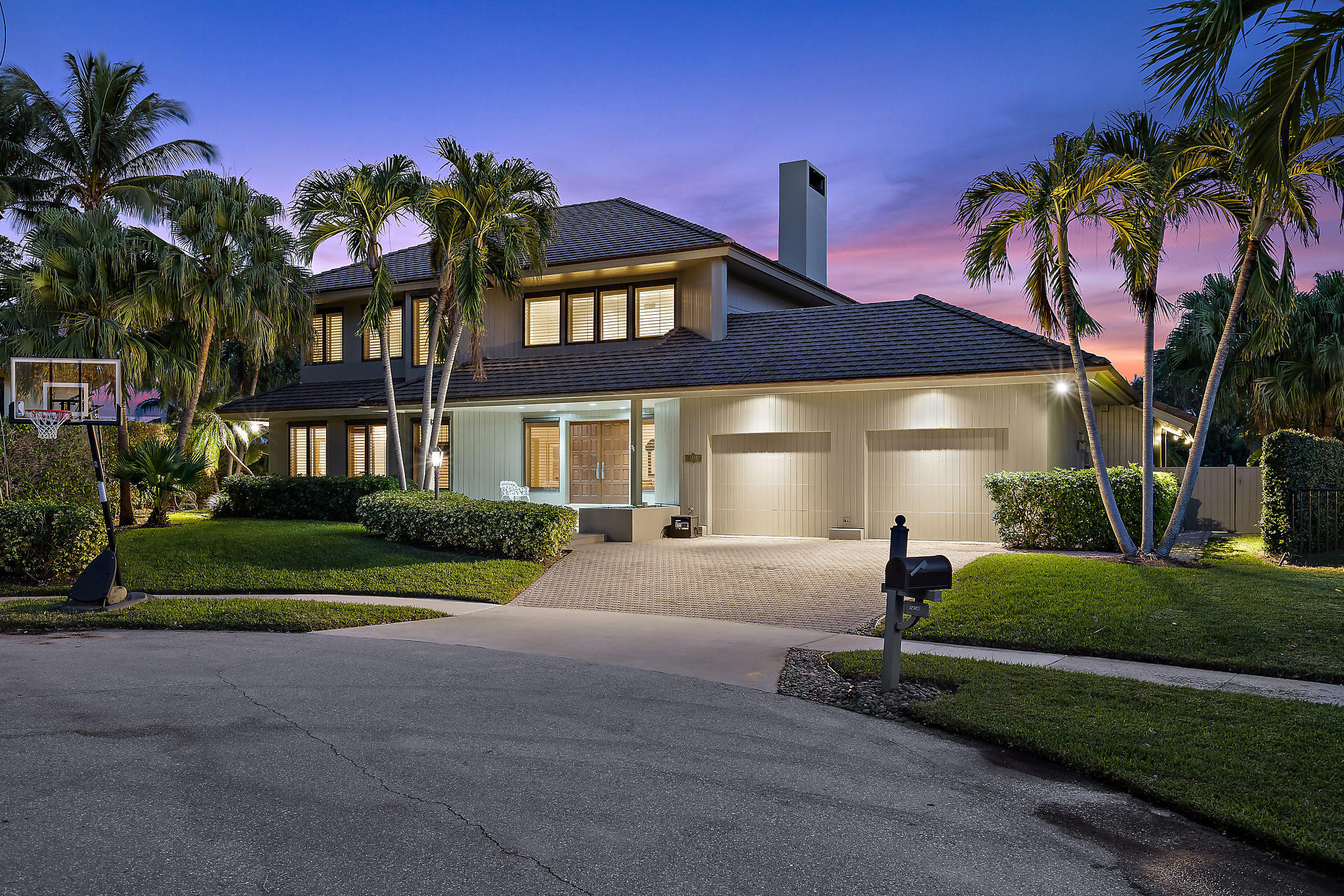 HIDDEN KEY - Residential