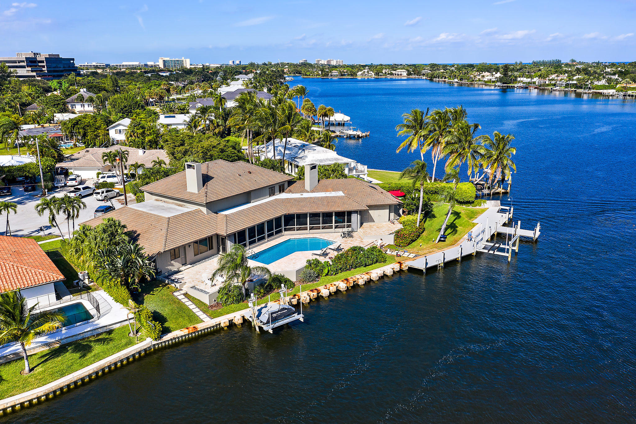 HIDDEN KEY - Residential