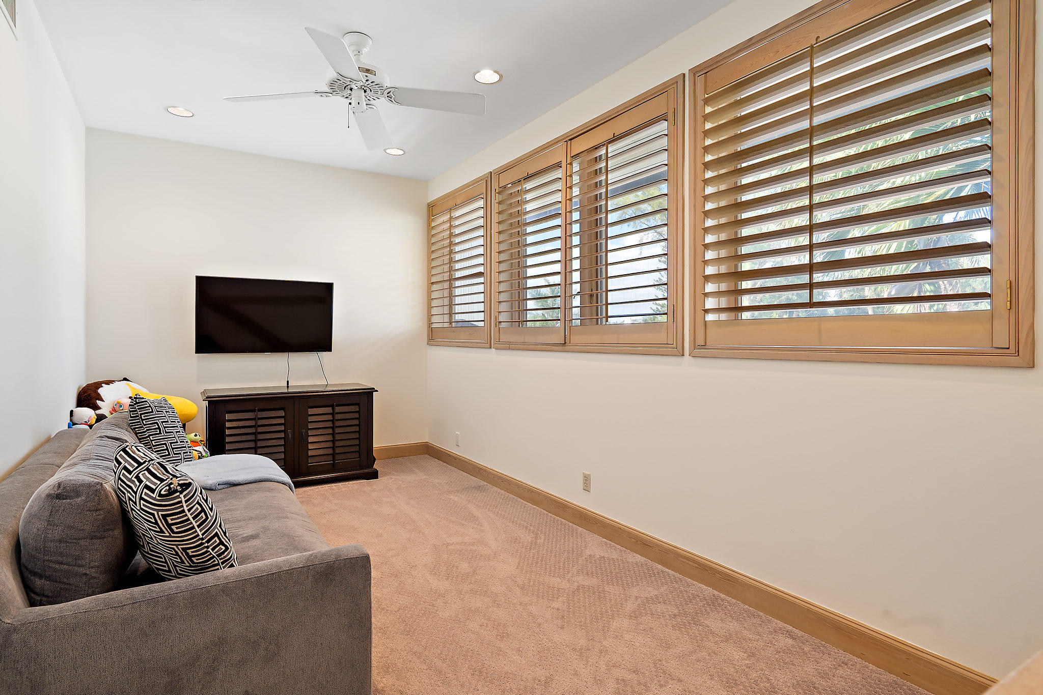 HIDDEN KEY - Residential