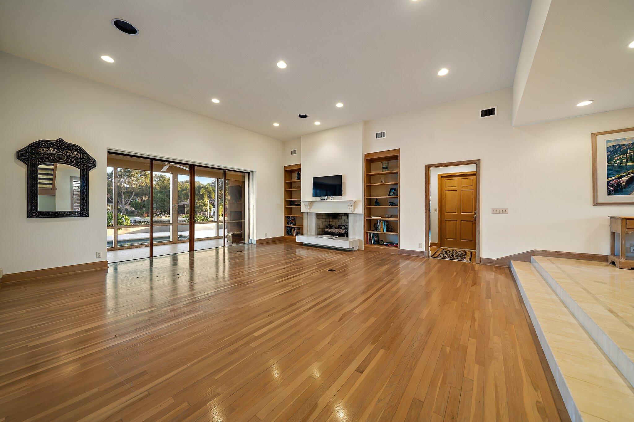 HIDDEN KEY - Residential