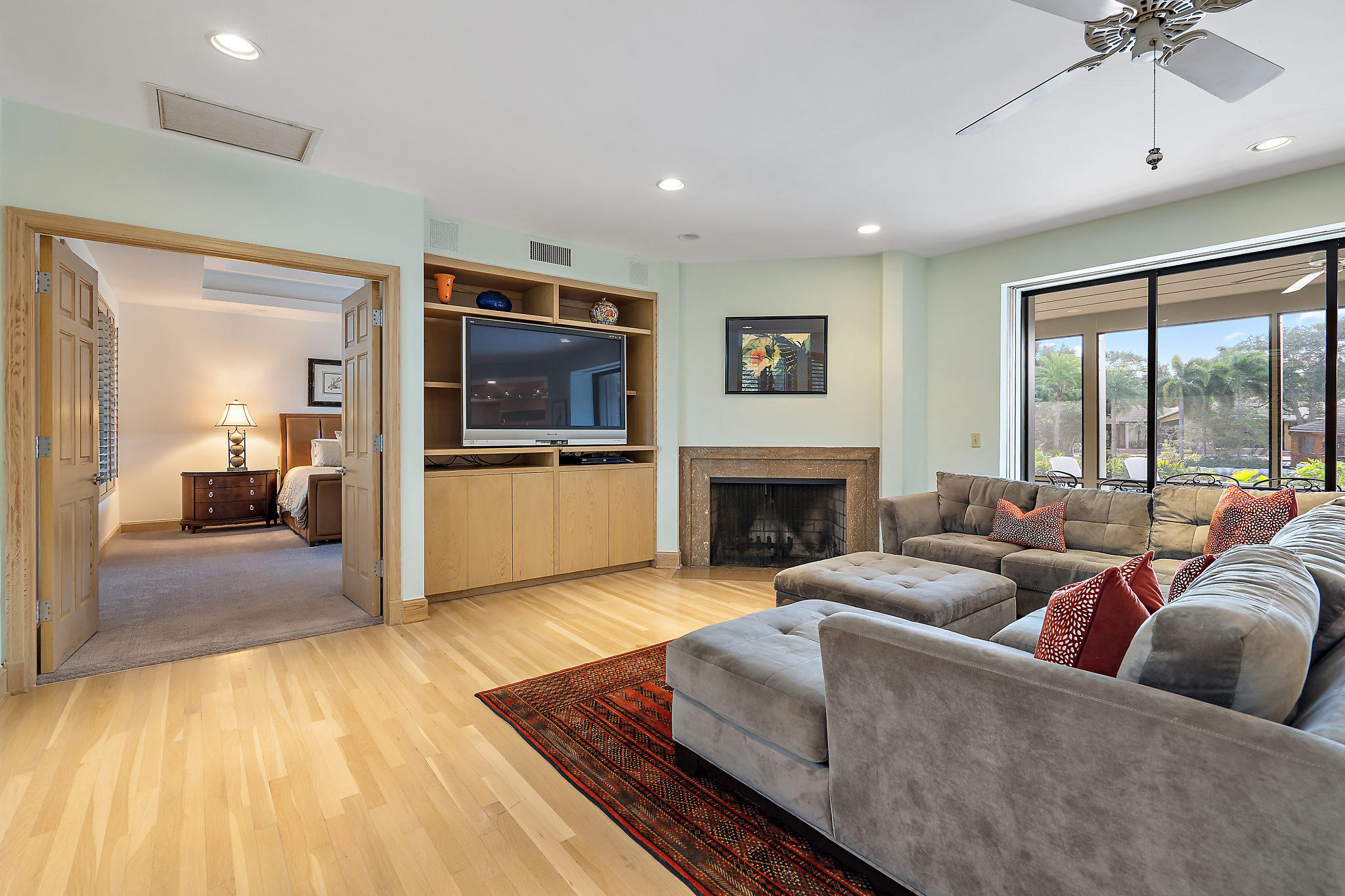 HIDDEN KEY - Residential