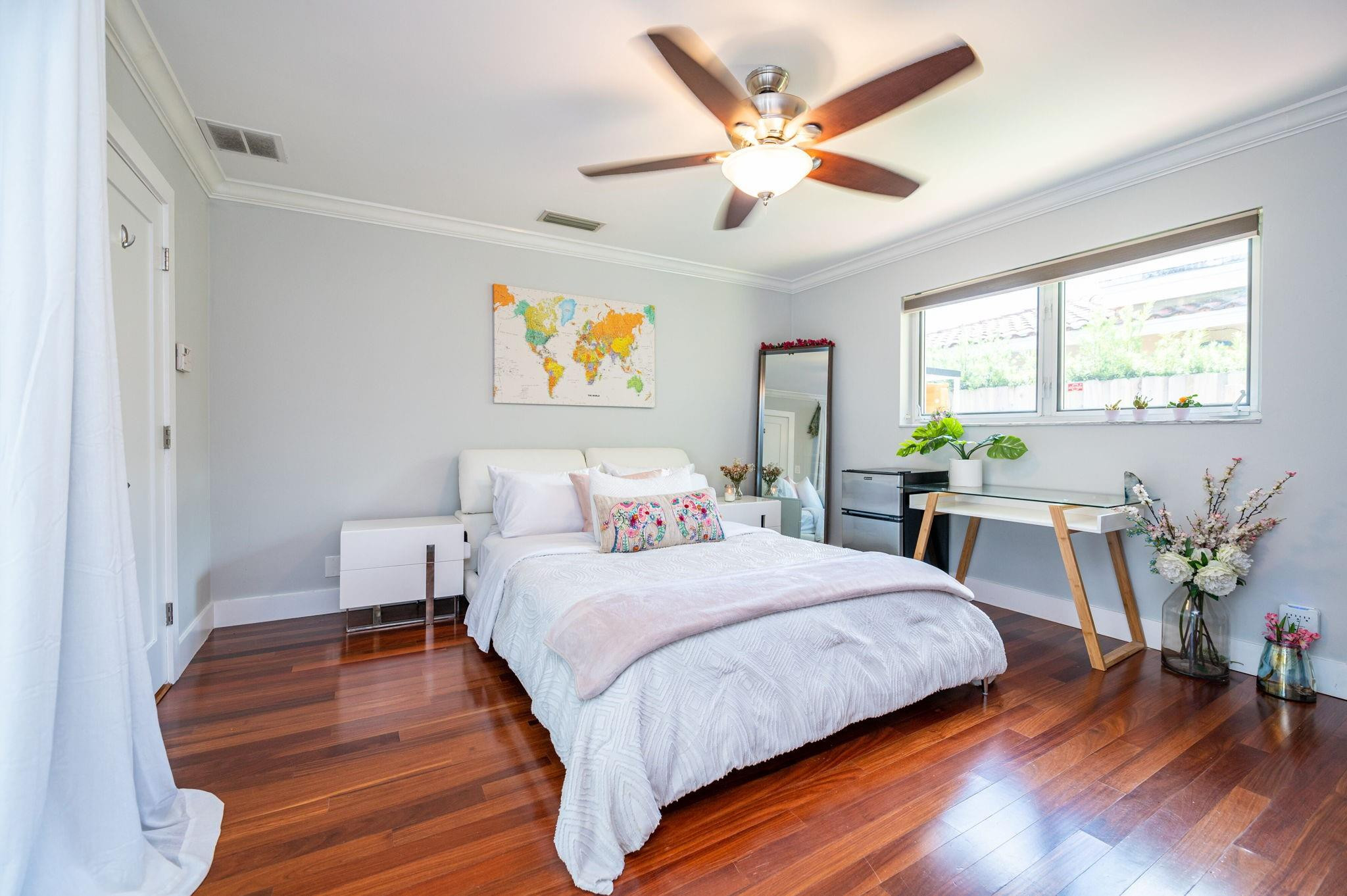 Imperial Point 4th Sec Ex - Residential Lease