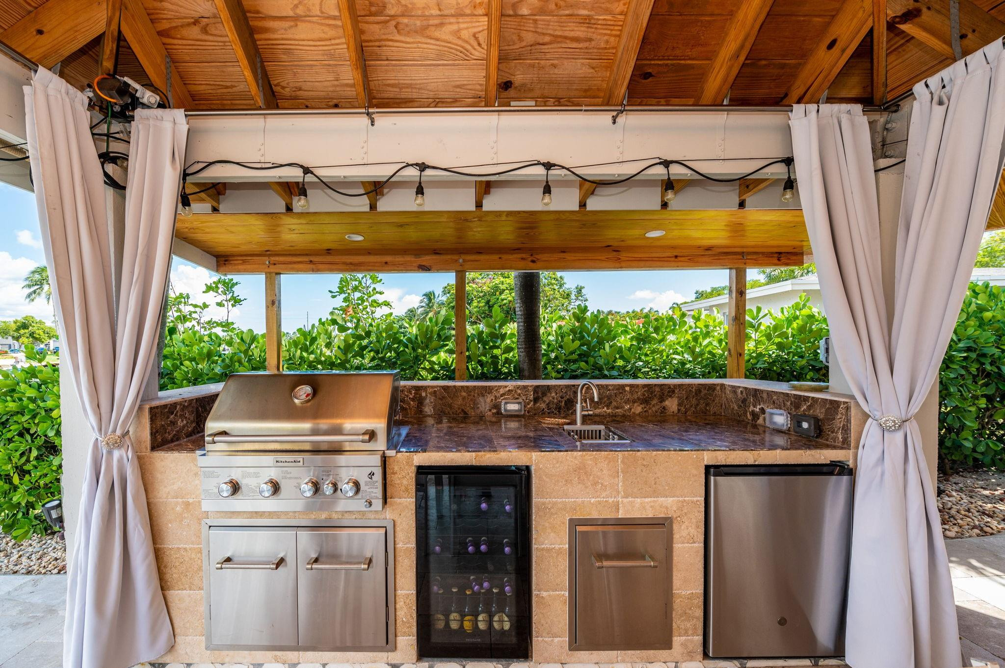 Imperial Point 4th Sec Ex - Residential Lease