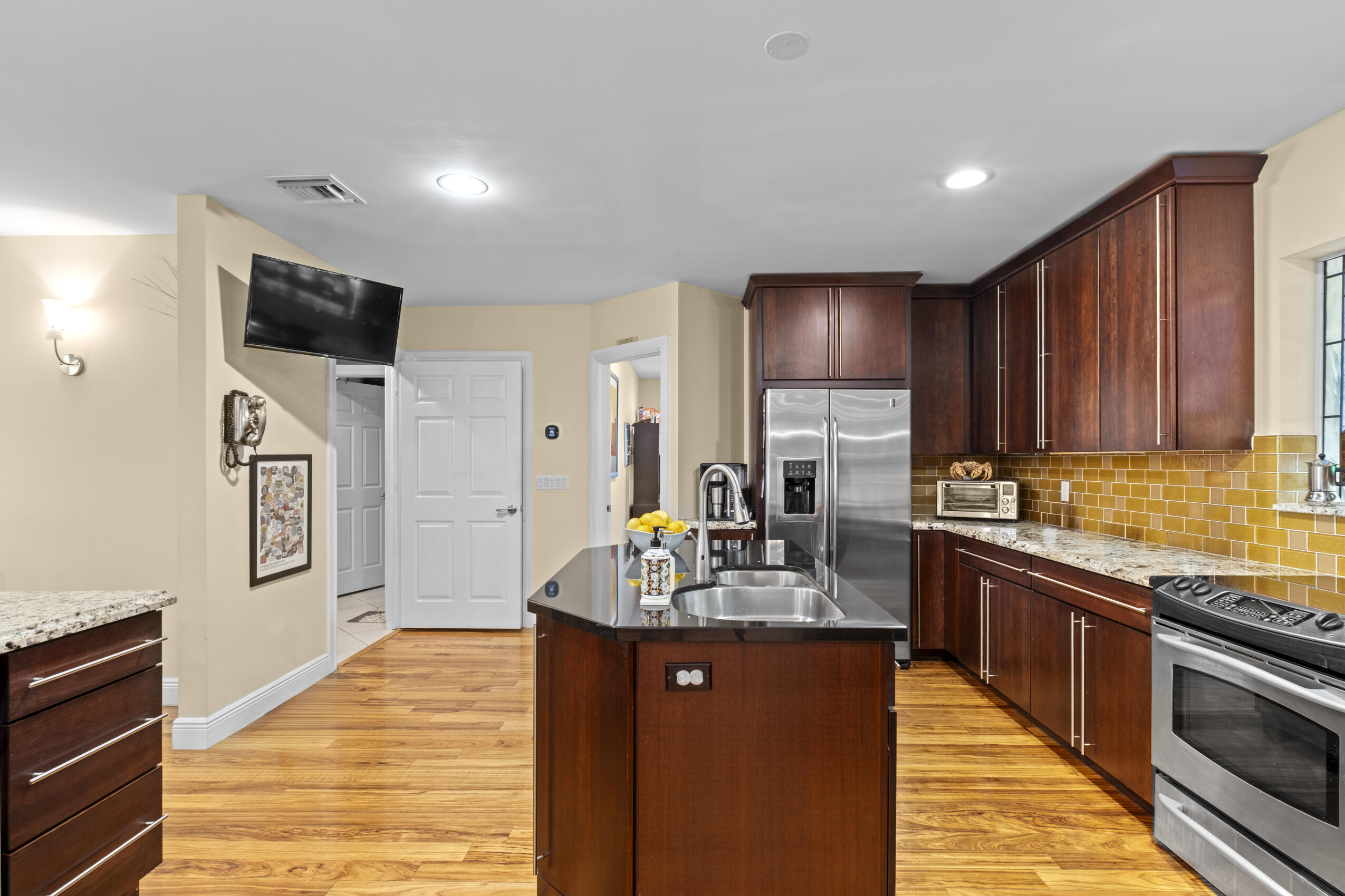 BOCA WOODS - Residential