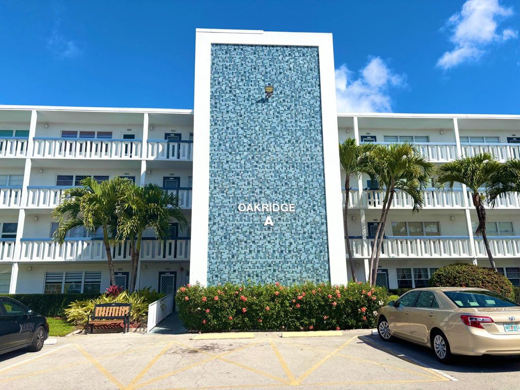 Photo of 4015 Oakridge A #4015, Deerfield Beach, FL 33442 (MLS # B26000382)