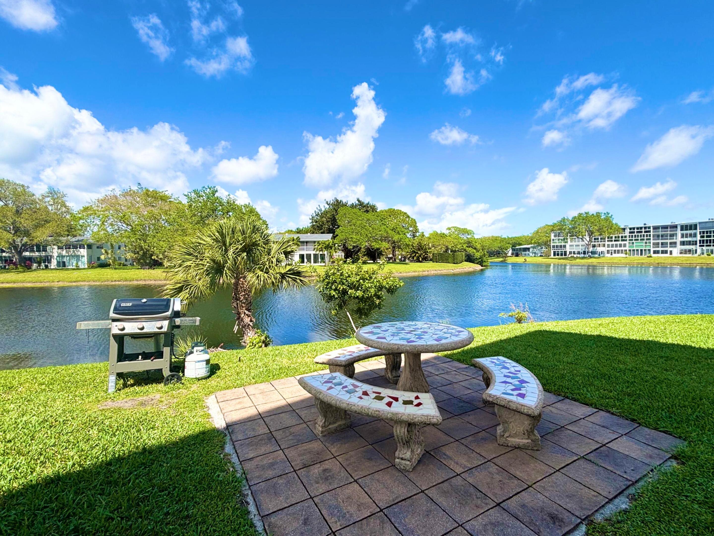 OAKRIDGE A CONDO - Residential