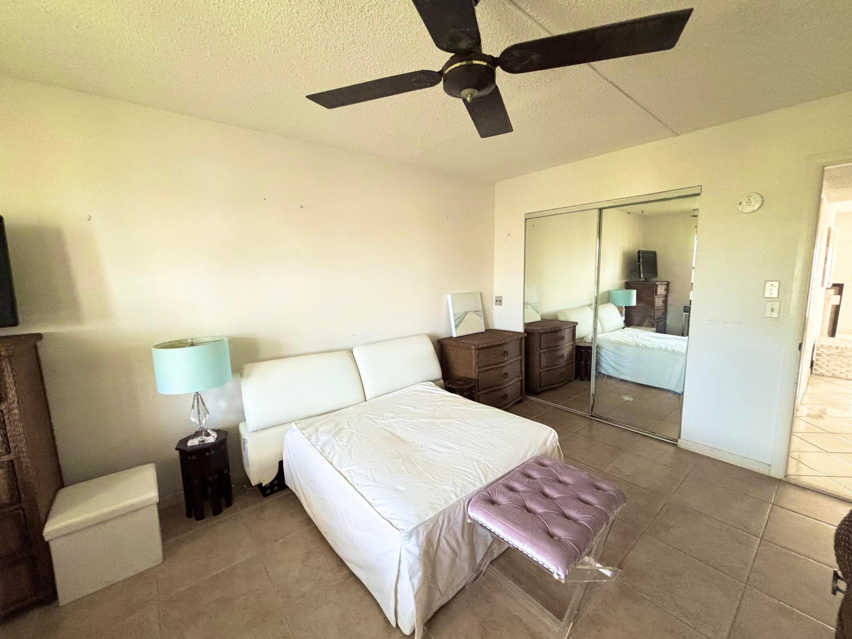 OAKRIDGE A CONDO - Residential